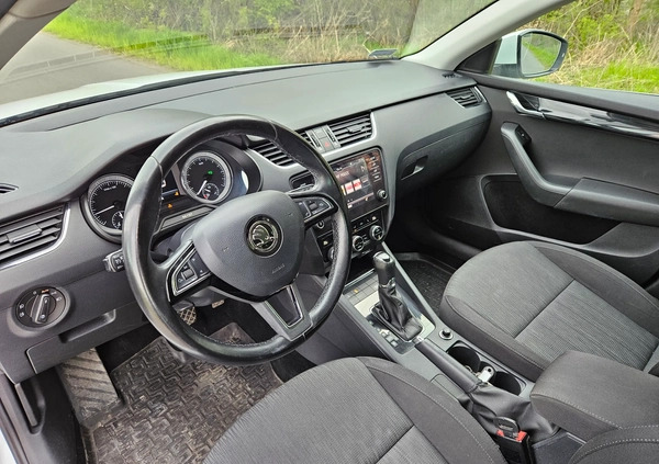 Skoda Octavia cena 47900 przebieg: 234000, rok produkcji 2018 z Lipno małe 154
